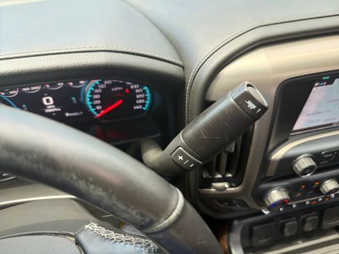 Used 2019 GMC Sierra 3500 Denali w/ Duramax Plus Package AWD/4WD image 28