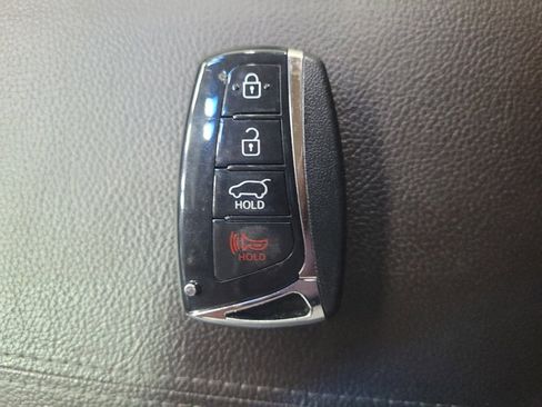Used 2018 Hyundai Santa Fe Sport FWD image 32