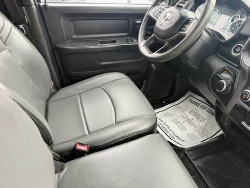 Used 2022 RAM 2500 Tradesman RWD image 17
