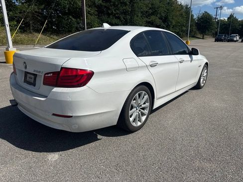 Used 2011 BMW 528i Sedan RWD image 6