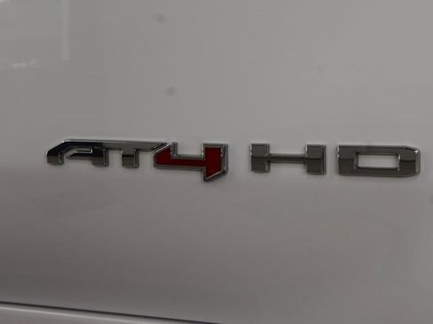 Used 2020 GMC Sierra 2500 AT4 w/ AT4 Premium Package image 18