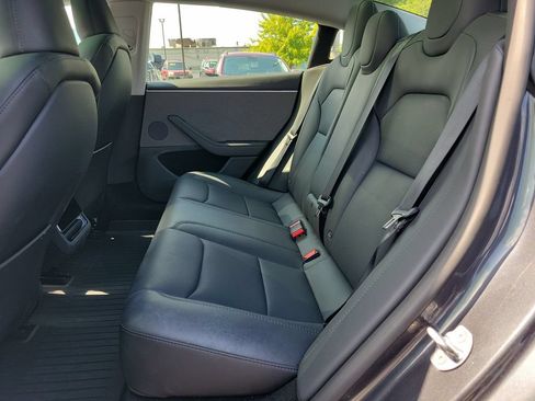 Used 2025 Tesla Model 3 Long Range RWD image 13