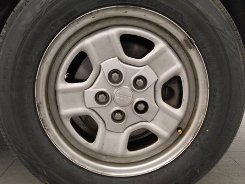 Used 2017 Jeep Patriot Sport w/ Power Value Group image 31