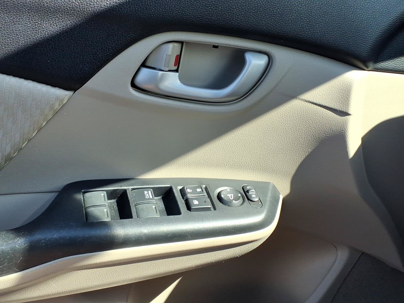 Used 2015 Honda Civic SE image 24
