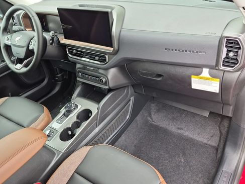 New 2026 Ford Bronco Sport Outer Banks w/ Outer Banks Tech Package+ AWD/4WD image 22