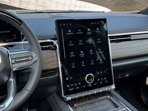 New 2025 GMC Sierra EV Denali image 6