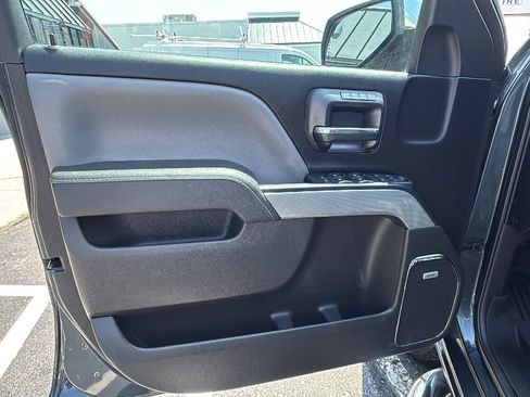 Used 2017 Chevrolet Silverado 1500 LTZ Z71 w/ LTZ Plus Package AWD/4WD image 9