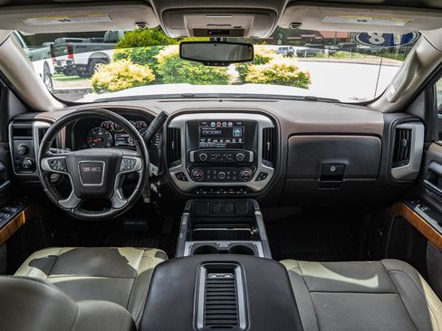 Used 2018 GMC Sierra 1500 SLT w/ Texas SLT Premium Package AWD/4WD image 21