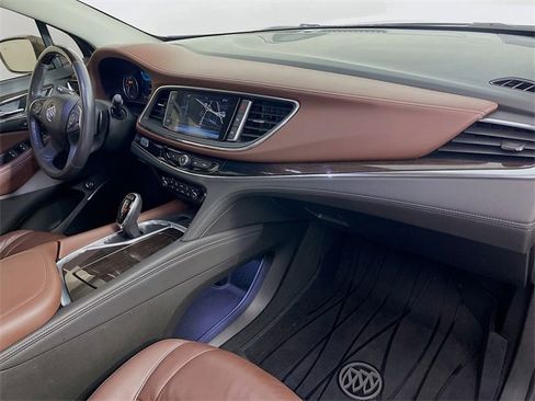 Used 2018 Buick Enclave Avenir w/ Avenir Technology Package image 33