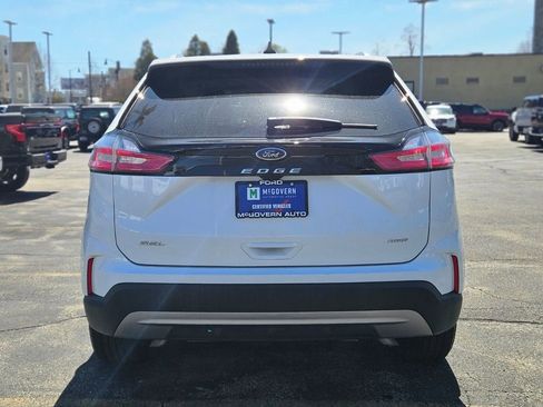 Used 2023 Ford Edge SEL w/ Convenience Package AWD/4WD image 4
