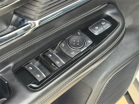 Used 2022 Lincoln Corsair AWD w/ Equipment Group 101A image 20