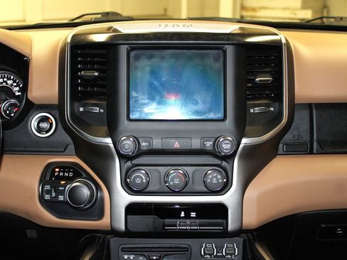 Used 2019 RAM 1500 Big Horn image 14