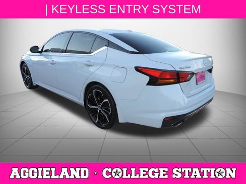 Certified 2024 Nissan Altima 2.5 SR w/ SR Premium Package image 6