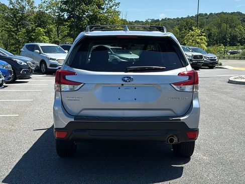 Certified 2023 Subaru Forester Limited AWD/4WD image 5