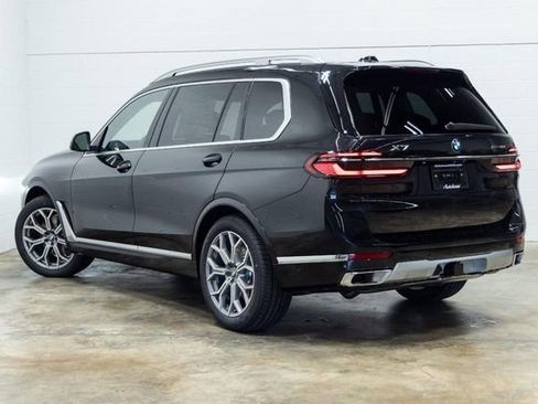 Used 2026 BMW X7 xDrive40i AWD/4WD image 11