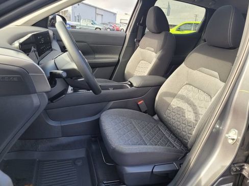 New 2026 Nissan Kicks SV w/ SV Premium Package FWD image 5