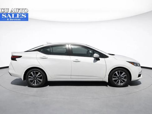 Used 2024 Nissan Versa SV w/ Trunk Package image 7