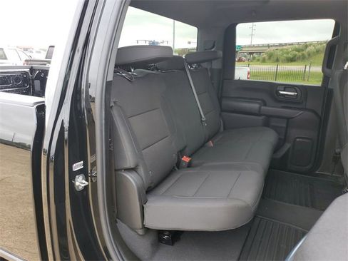 Certified 2024 Chevrolet Silverado 2500 Custom image 26