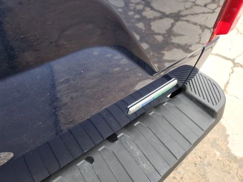 Used 2019 Ford F150 Lariat w/ Equipment Group 502A Luxury image 15