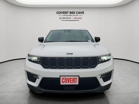 Used 2024 Jeep Grand Cherokee Limited w/ Black Appearance Package image 2