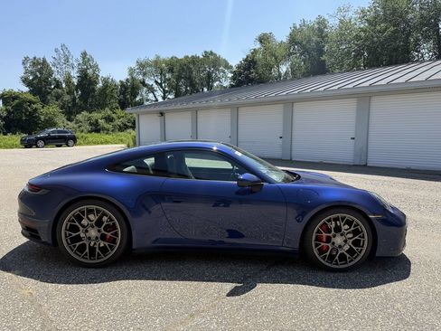 Used 2020 Porsche 911 Carrera 4S AWD/4WD image 6
