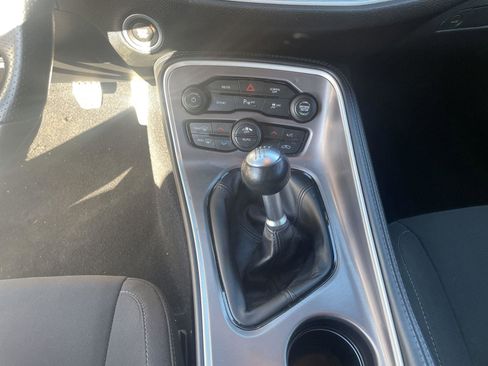 Used 2022 Dodge Challenger R/T w/ Blacktop Package image 21