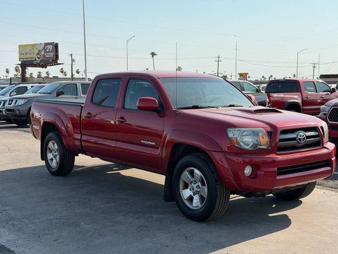 Used 2010 Toyota Tacoma 4x4 Double Cab w/ TRD Sport Pkg w/JBL Audio image 14