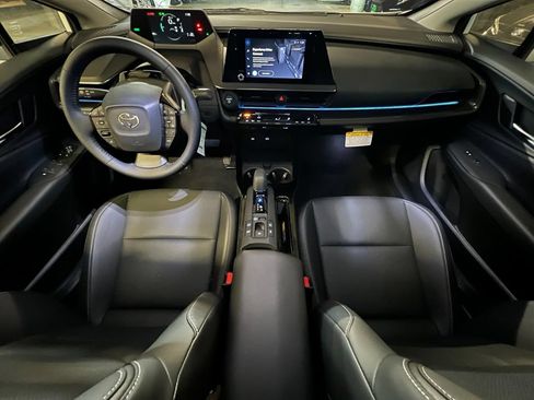 New 2026 Toyota Prius Plug-In Hybrid FWD image 19