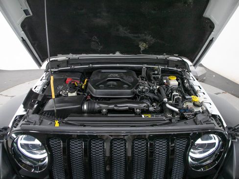 Used 2020 Jeep Wrangler Unlimited Sport AWD/4WD image 29