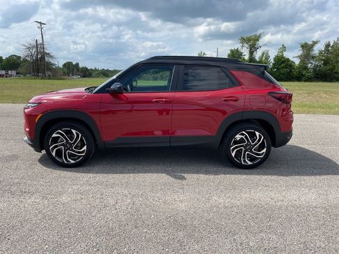 New 2026 Chevrolet TrailBlazer RS FWD image 2