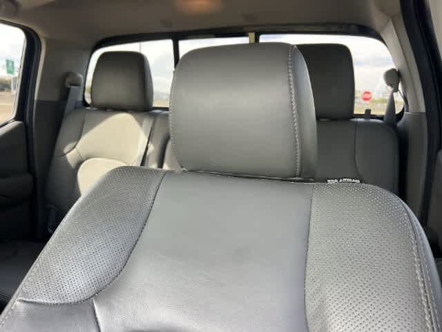 Used 2019 Nissan Frontier SL RWD image 25