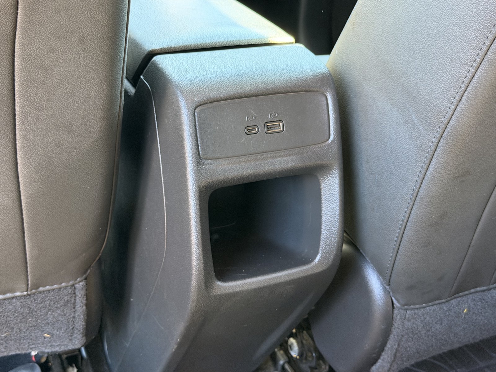 Used 2024 Chevrolet Trax LT w/ Driver Confidence Package FWD image 36