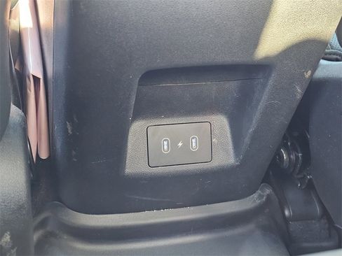 Certified 2025 Hyundai Santa Cruz SEL image 17