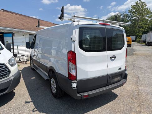 Used 2018 Ford Transit 250 130 Low Roof w/ Exterior Upgrade Package RWD image 6