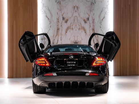 Used 2006 Mercedes-Benz SLR image 4