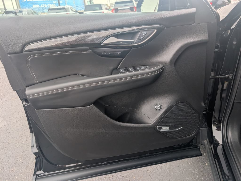 Used 2023 Buick Envision Essence w/ Technology Package I AWD/4WD image 19