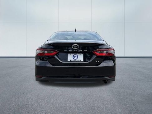 Used 2022 Toyota Camry LE w/ Convenience Package FWD image 6