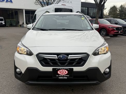 Used 2021 Subaru Crosstrek 2.0i Premium image 3