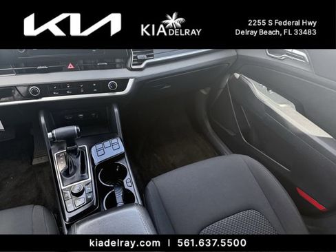 Used 2023 Kia Sportage LX FWD image 13