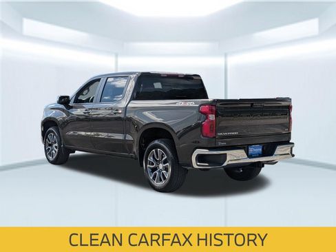 Used 2024 Chevrolet Silverado 1500 LT AWD/4WD image 3