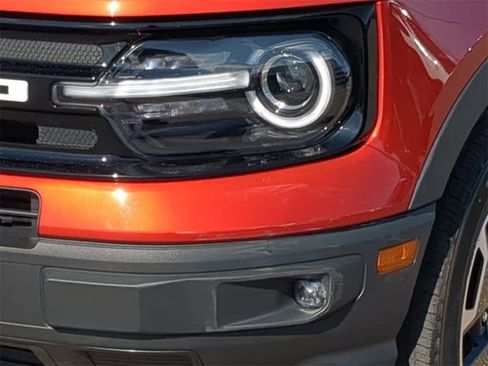 Used 2024 Ford Bronco Sport Outer Banks w/ Tech Package image 10