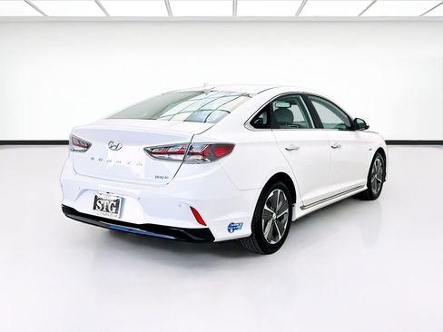 Used 2019 Hyundai Sonata Limited FWD image 4