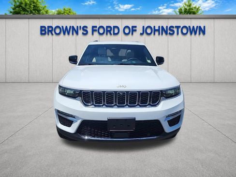 Used 2024 Jeep Grand Cherokee Limited w/ Luxury Tech Group II AWD/4WD image 3