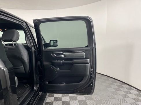 Used 2019 RAM 1500 Big Horn AWD/4WD image 40