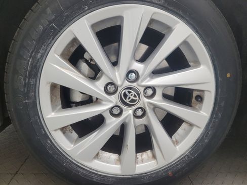 Used 2023 Toyota Camry LE FWD image 31