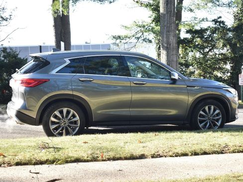 Used 2021 INFINITI QX50 Luxe image 8