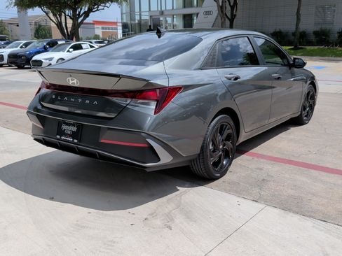 Used 2026 Hyundai Elantra Sport w/ Cargo Package FWD image 10