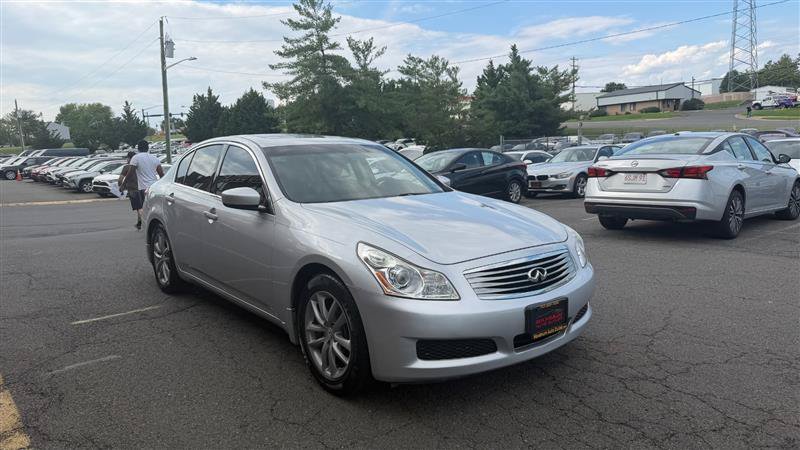 Used 2009 INFINITI G37 Journey w/ Premium Pkg RWD image 3