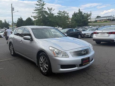 Used 2009 INFINITI G37 Journey w/ Premium Pkg RWD image 3