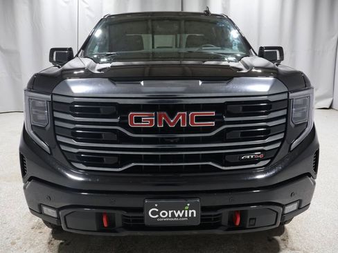 Used 2024 GMC Sierra 1500 AT4 w/ Technology Package image 9